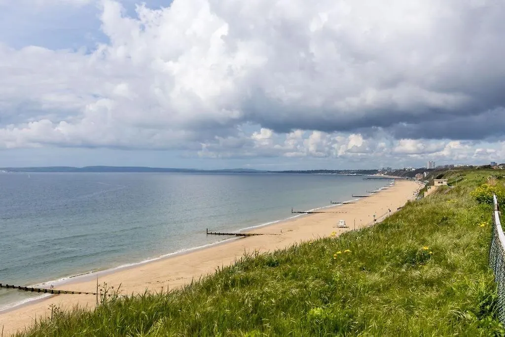 Lägenhet 2 Bed Near Beach With Garden And Parking Bournemouth